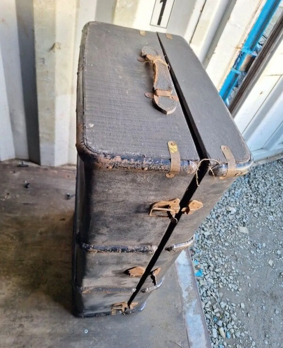 Vintage Banded Steamer Trunk - Image 4