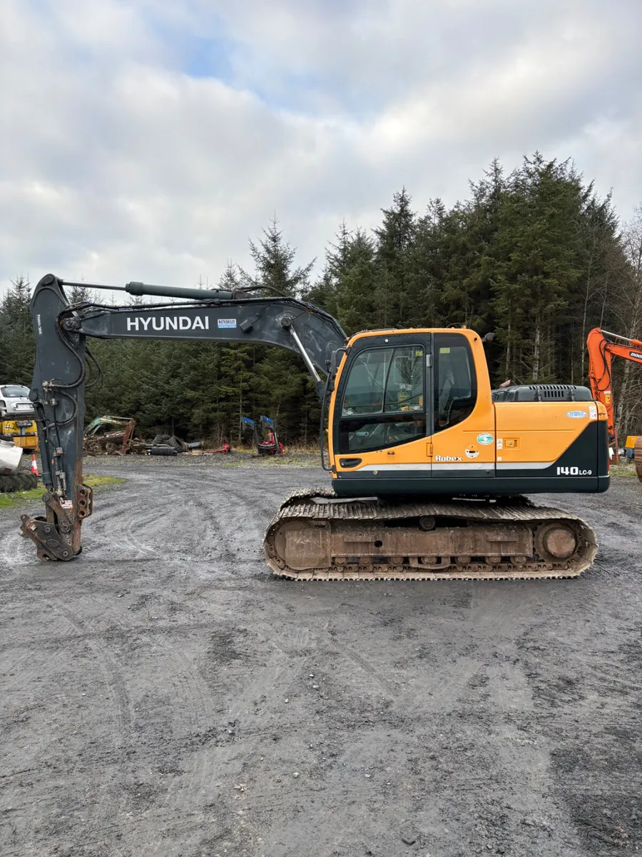 Hyundai  140-9 - Image 1
