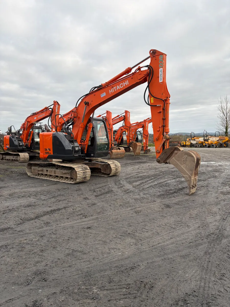 Hitachi zx135-5 - Image 3