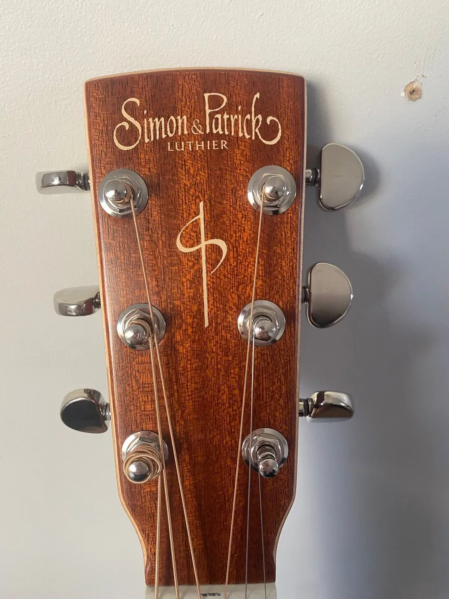 Simon & Patrick Luthier guitar (Price Negotiable!) - Image 3