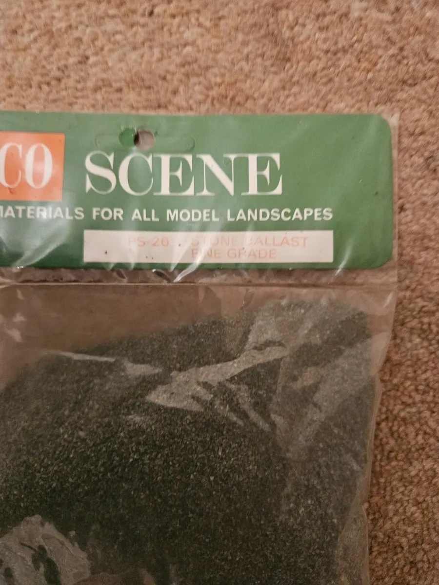 Hornby Peco OO Gauge Scenic - Image 2