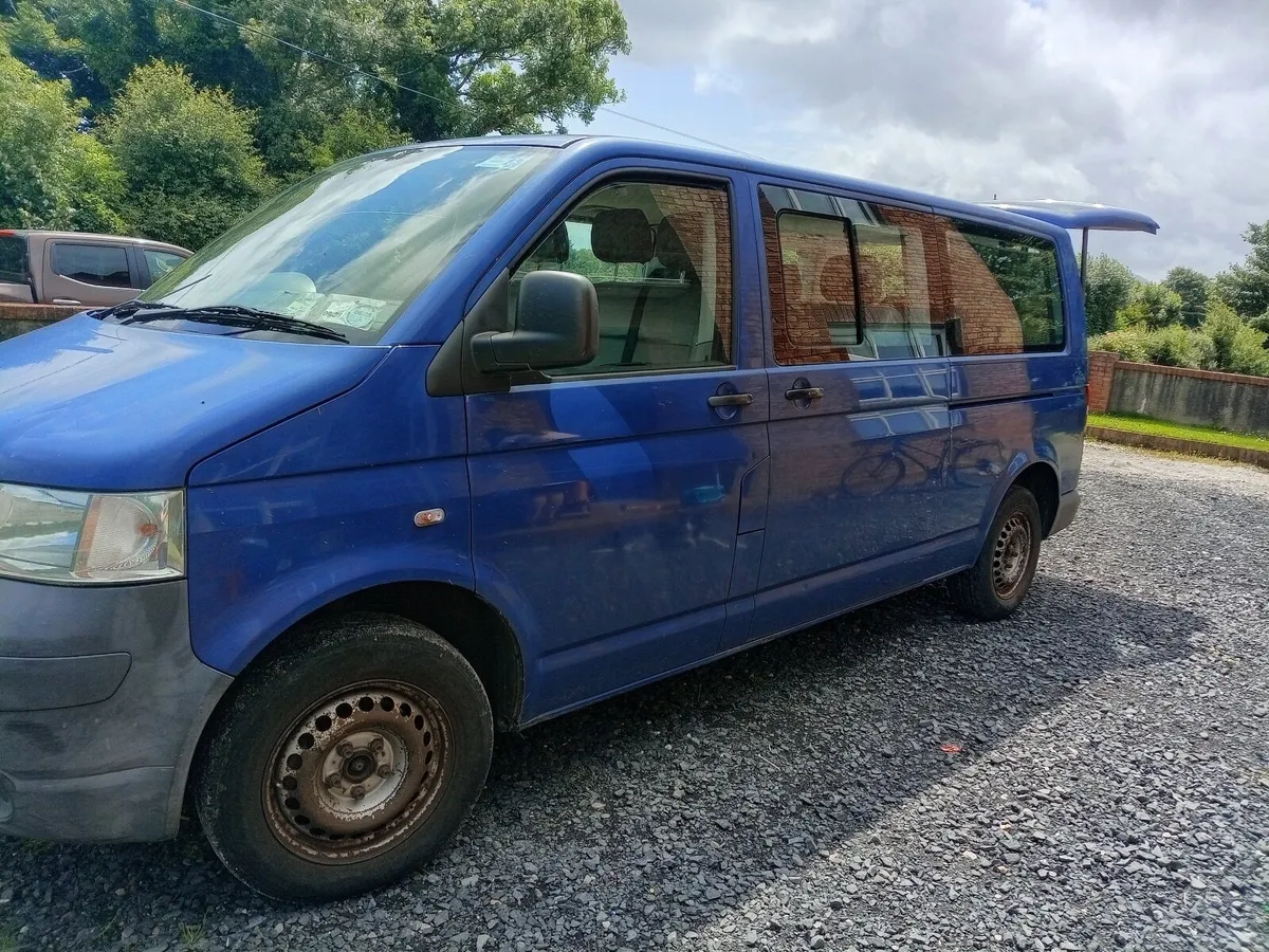 Volkswagen Shuttle 2008 - Image 2