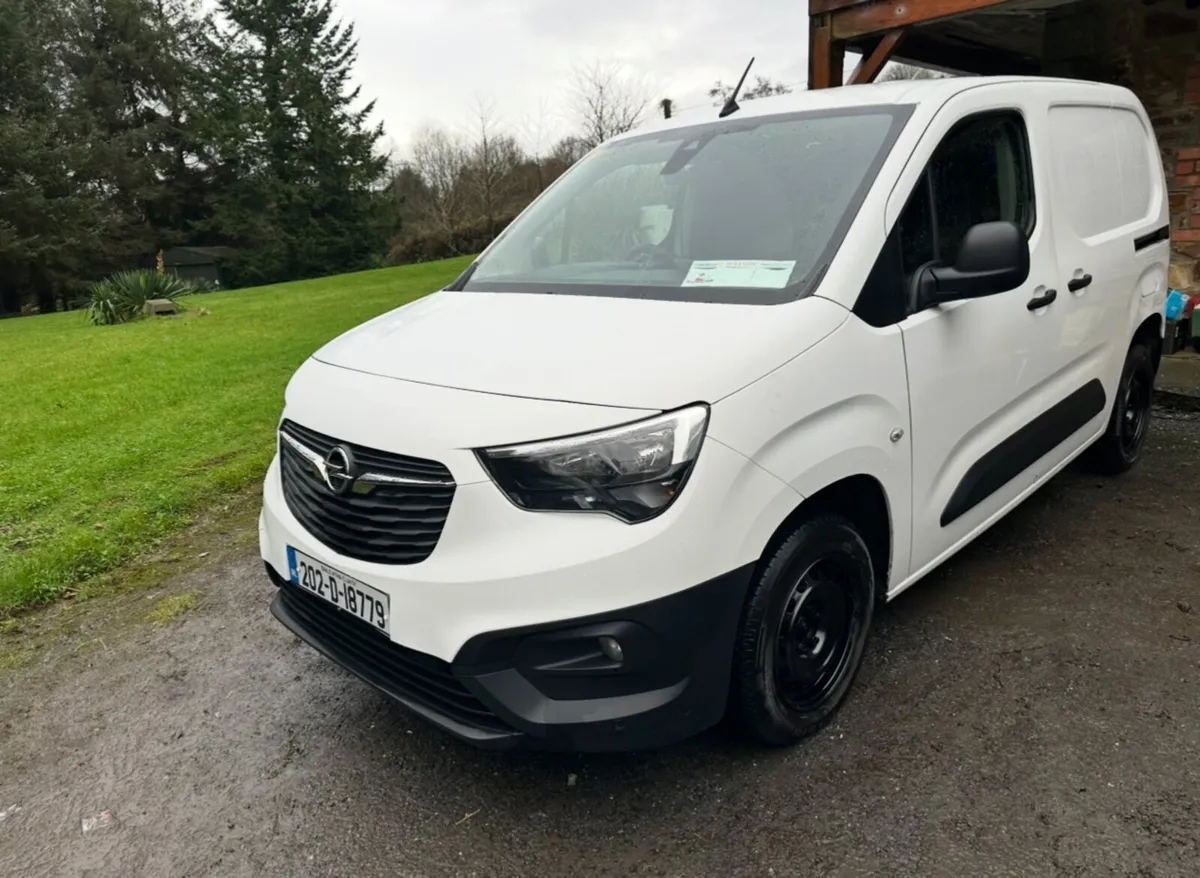 Opel Combo 2020 - Image 2