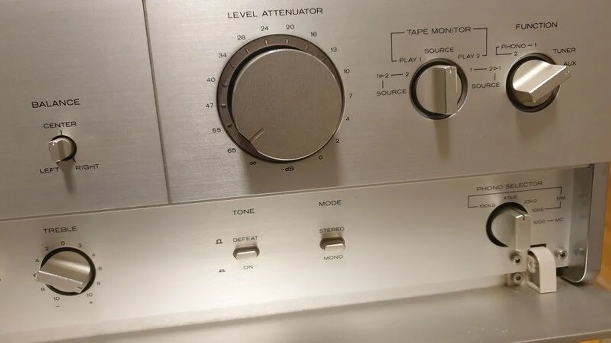 Hitachi  - HA 7700 - Image 2