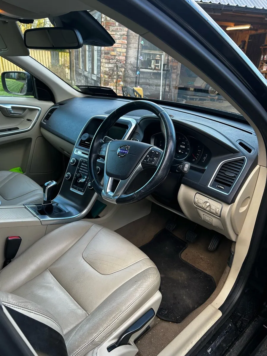 Volvo XC 60 - Image 4