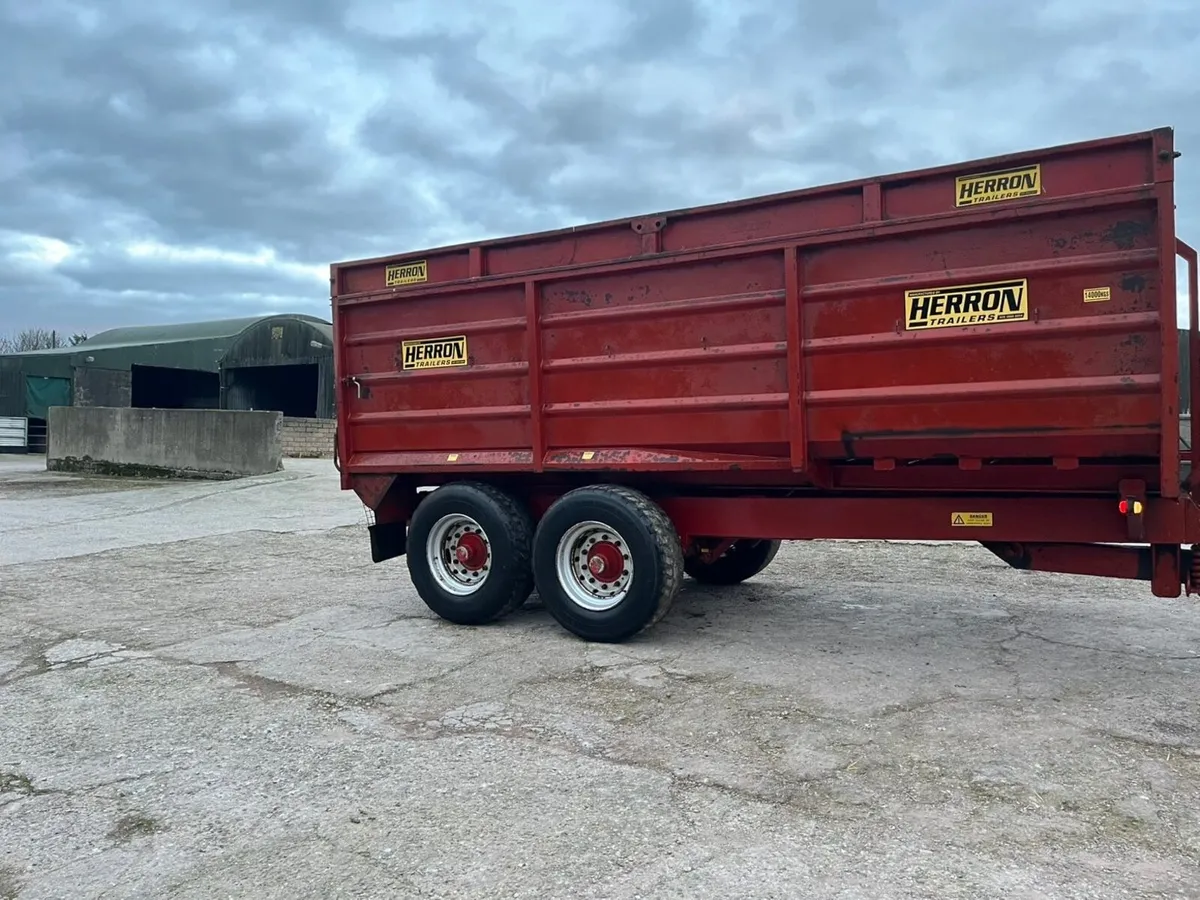 Herron Grain Trailer - Image 2
