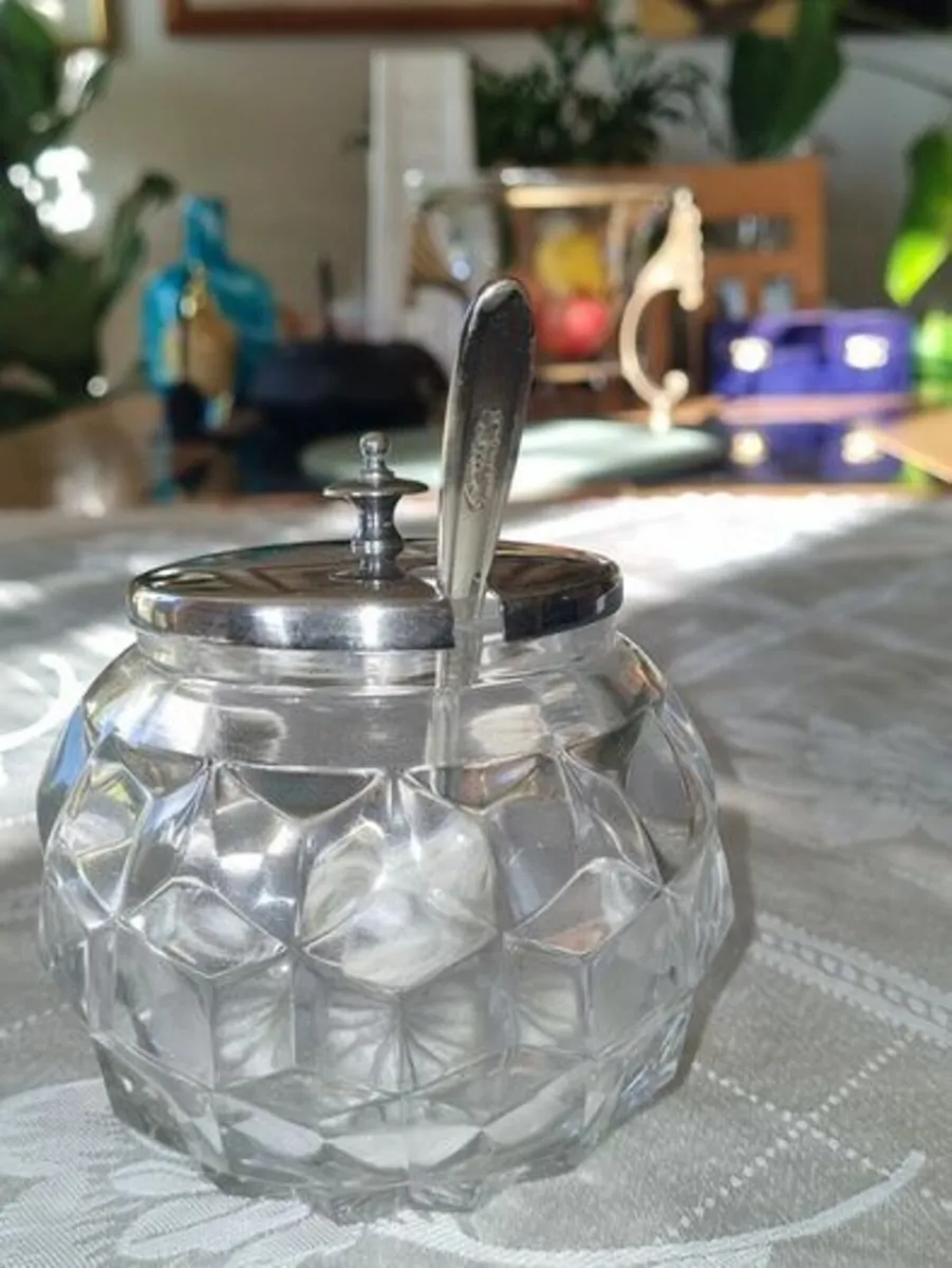 Vintage sugar bowl Yeoman Plate E.P.N.S. - Image 2