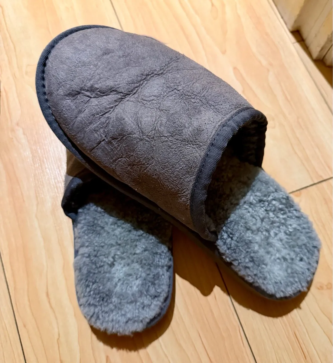 Slippers - Image 2