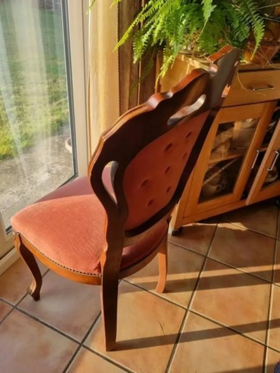 Vintage stylish chair - Image 4