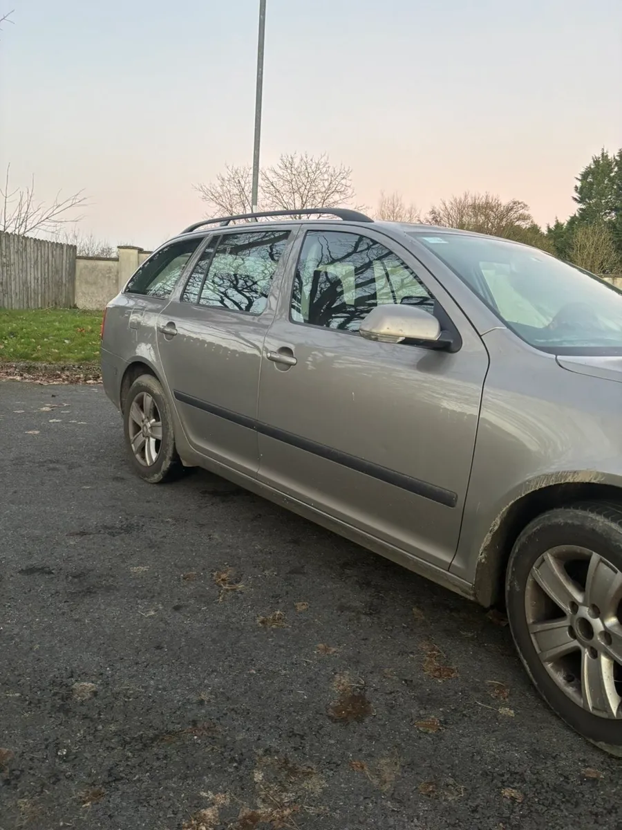 Skoda Octavia (estate) - Image 4