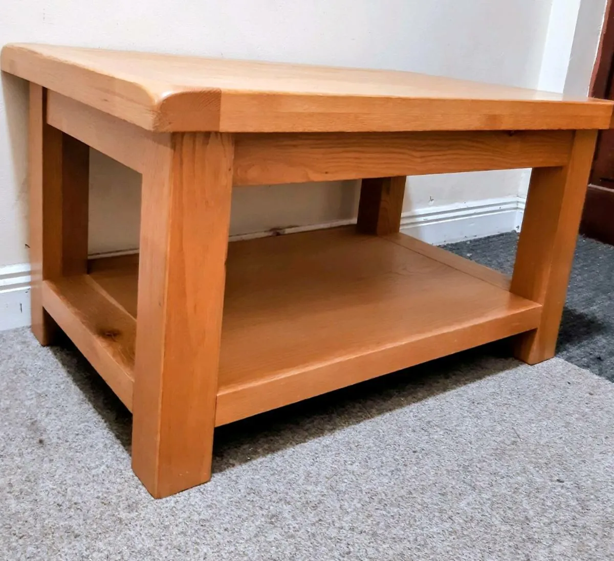 Oak coffee table - Image 1