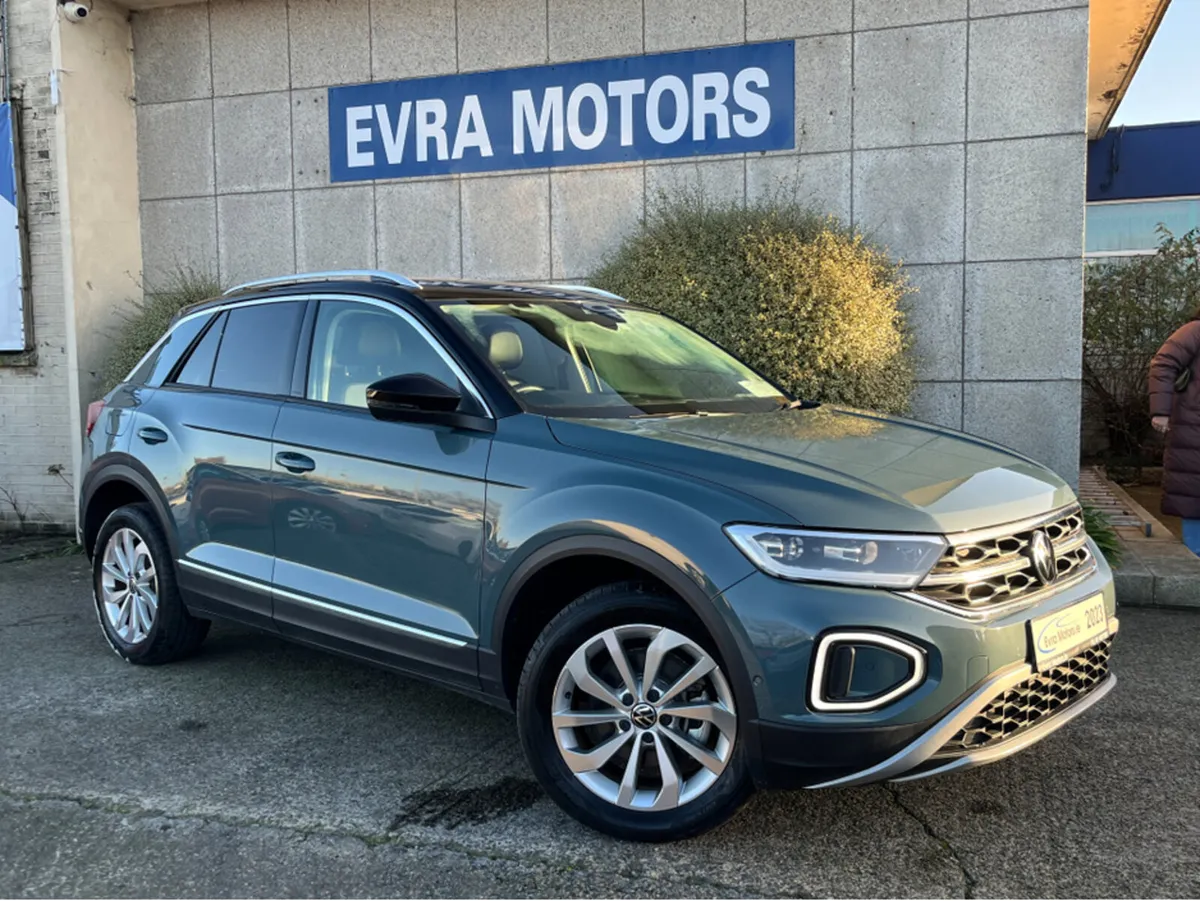 Volkswagen T-Roc AUTOMATIC 2.0 DIESEL //MASSIVE SP - Image 1