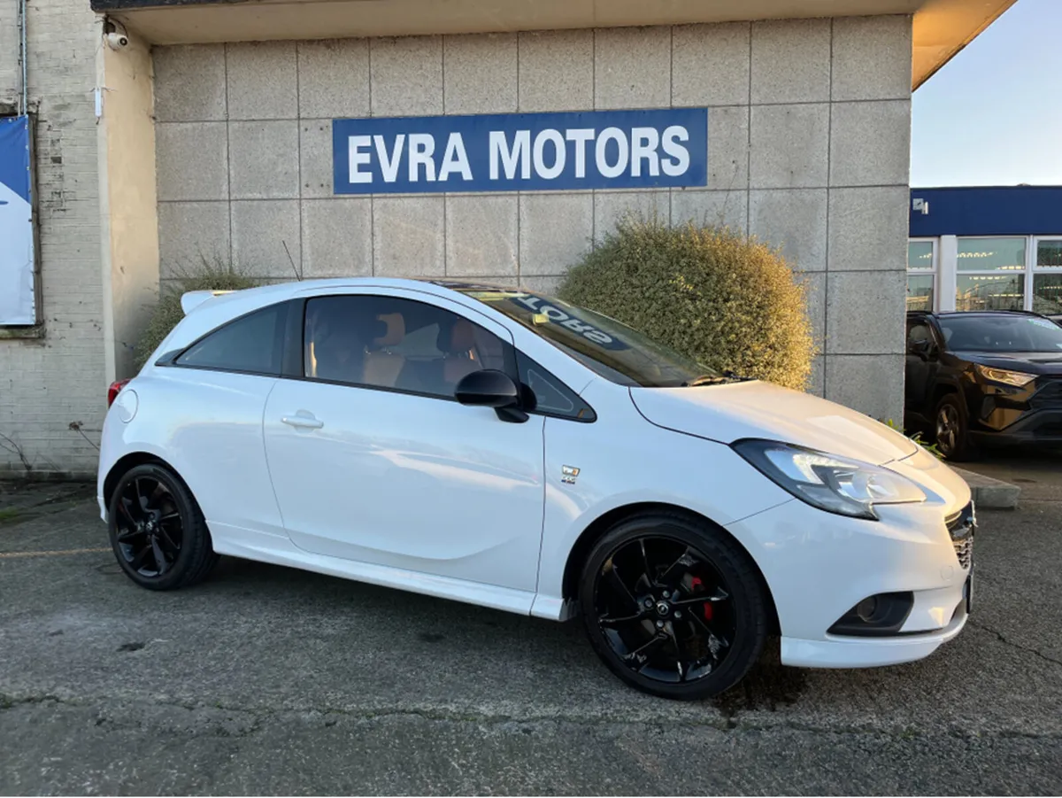 Opel Corsa SRI OPC LINE 1.4 PETROL 3DR //APPLE CAR - Image 3