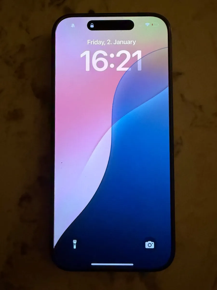 iPhone 15 Pro - Image 2