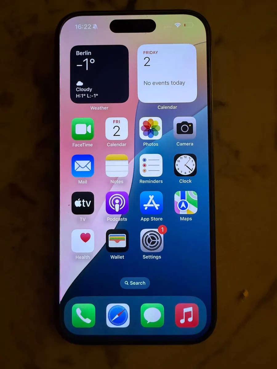 iPhone 15 Pro - Image 4