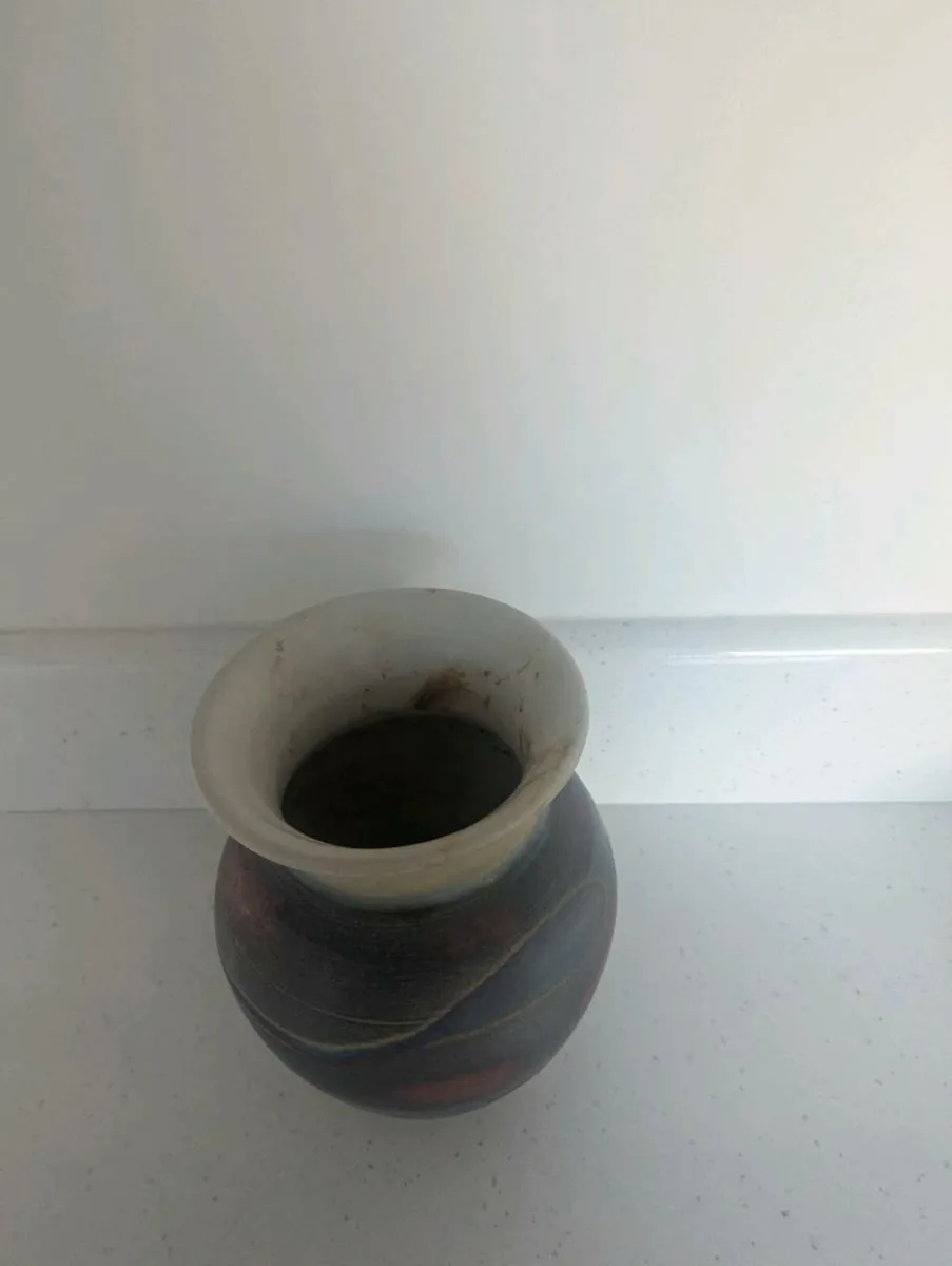 Youghal pottery vase - Image 3