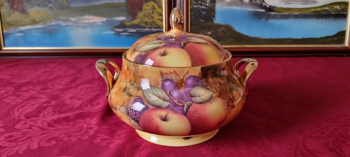 Kirsty Jane England Orchard Gold Soup Tureen - Image 1