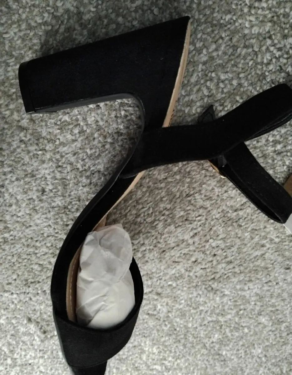 Brand New in box.  Black suede heels.  Size: UK6 - Image 3