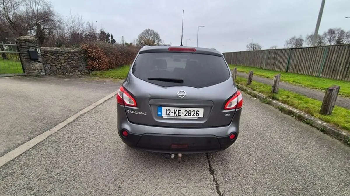 2012 Nissan Qashqai+2 - Image 3