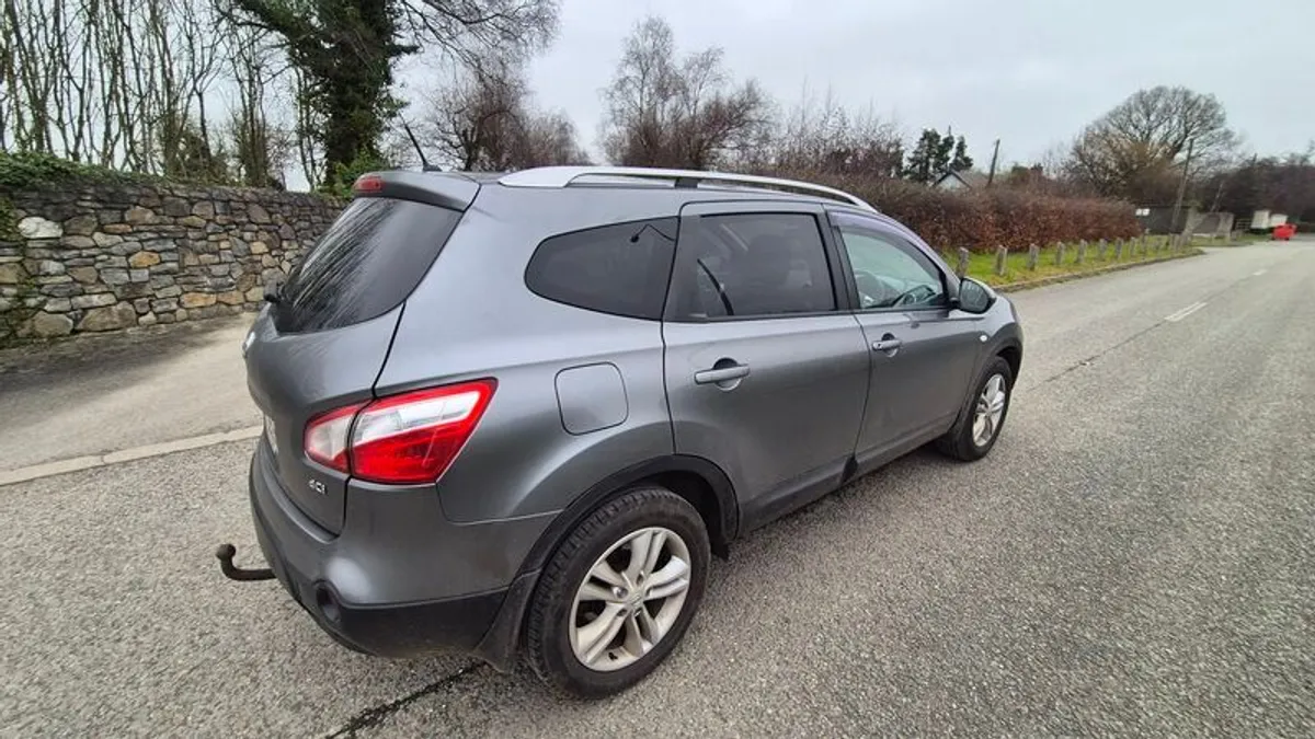 2012 Nissan Qashqai+2 - Image 4