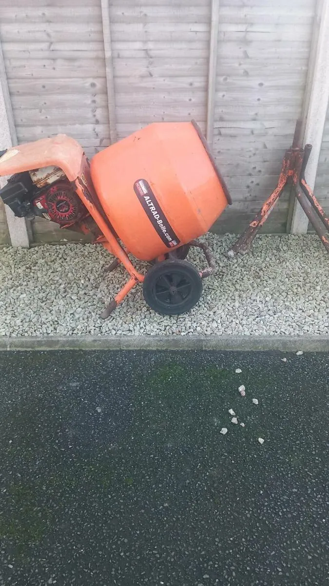 Belle cement mixer - Image 1