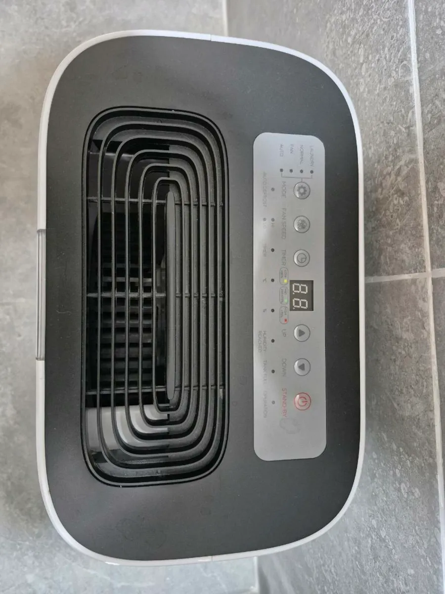 Homebase 20L Dehumidifier - Image 3
