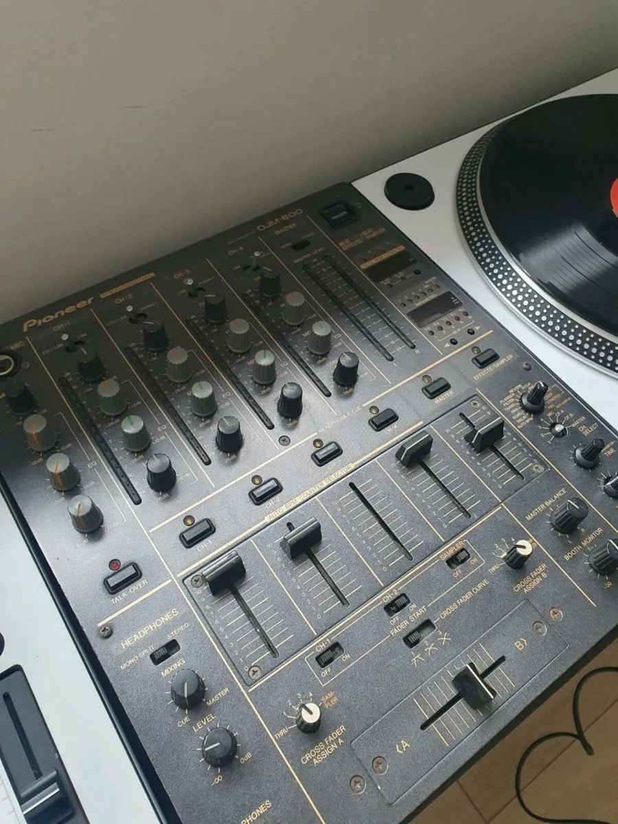 Full DJ Setup - DJM / Turntables - Image 2