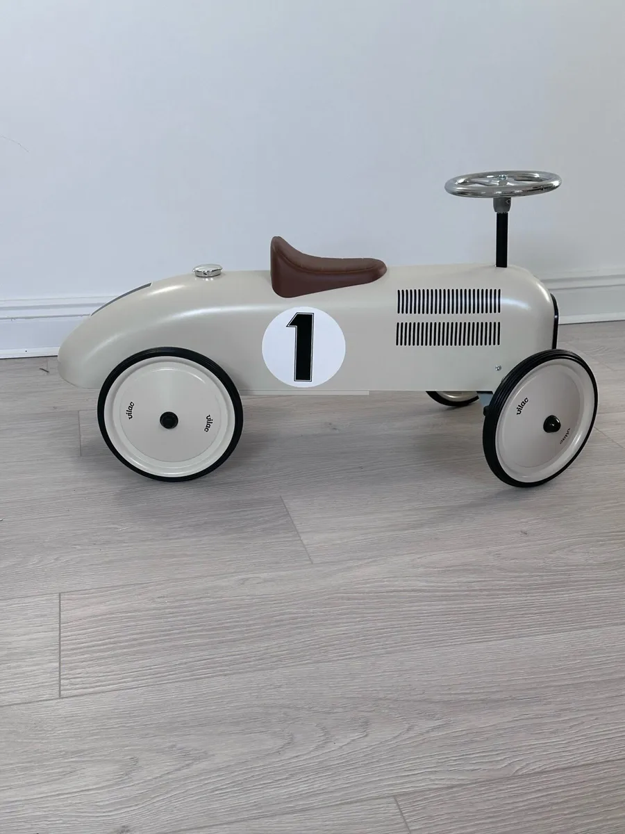 Vilac Ride On Metal Car Toy - Cream - Image 1