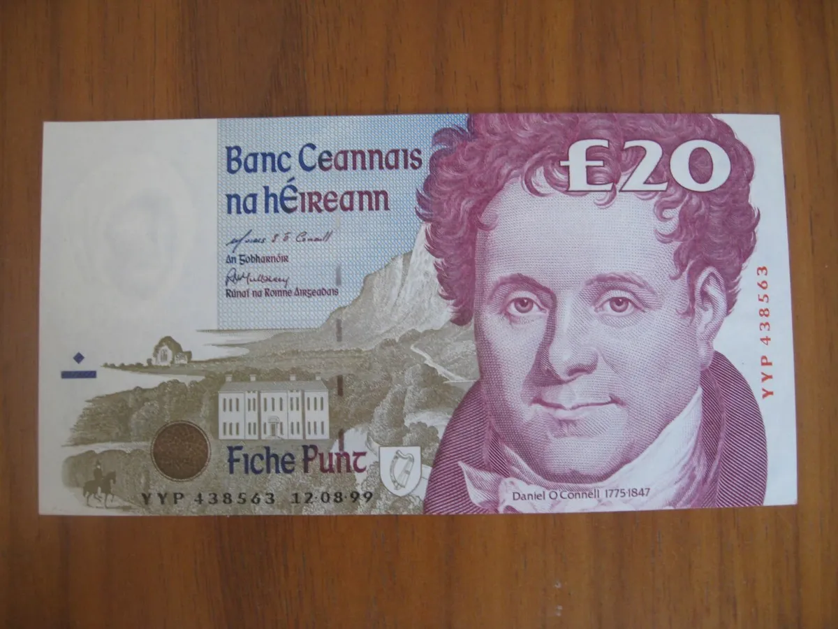20 Pound C Series Notes - 55 Euros Each - Image 4