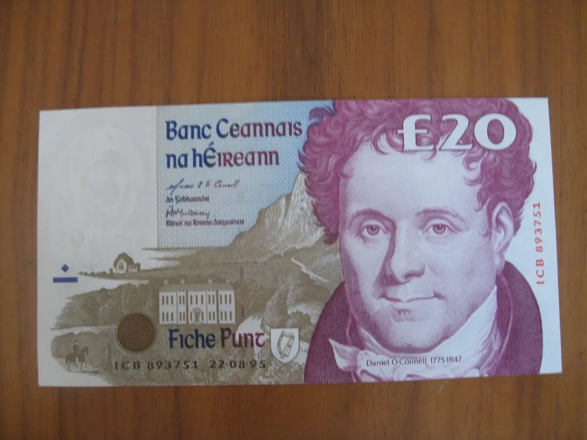 20 Pound C Series Notes - 50 Euros Each - Image 3