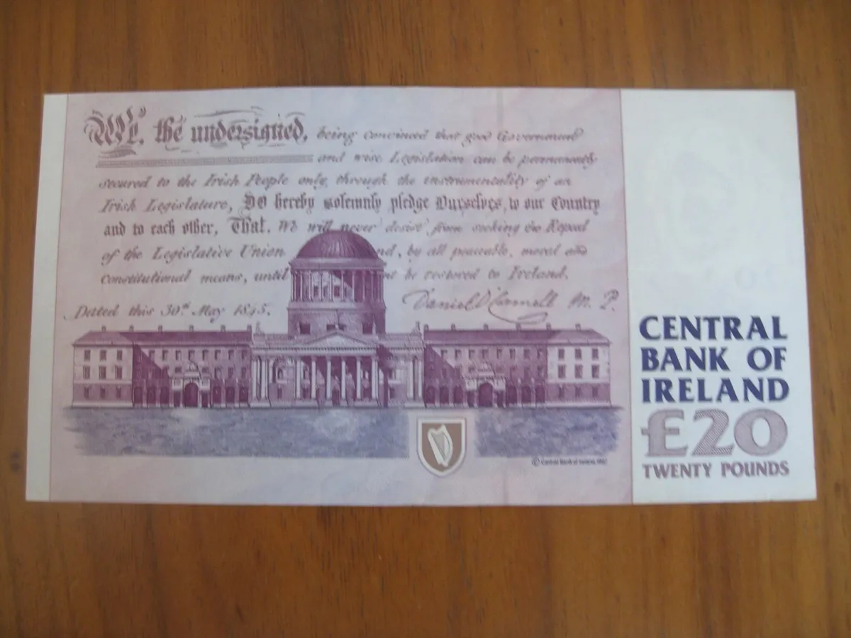 20 Pound C Series Notes - 50 Euros Each - Image 4