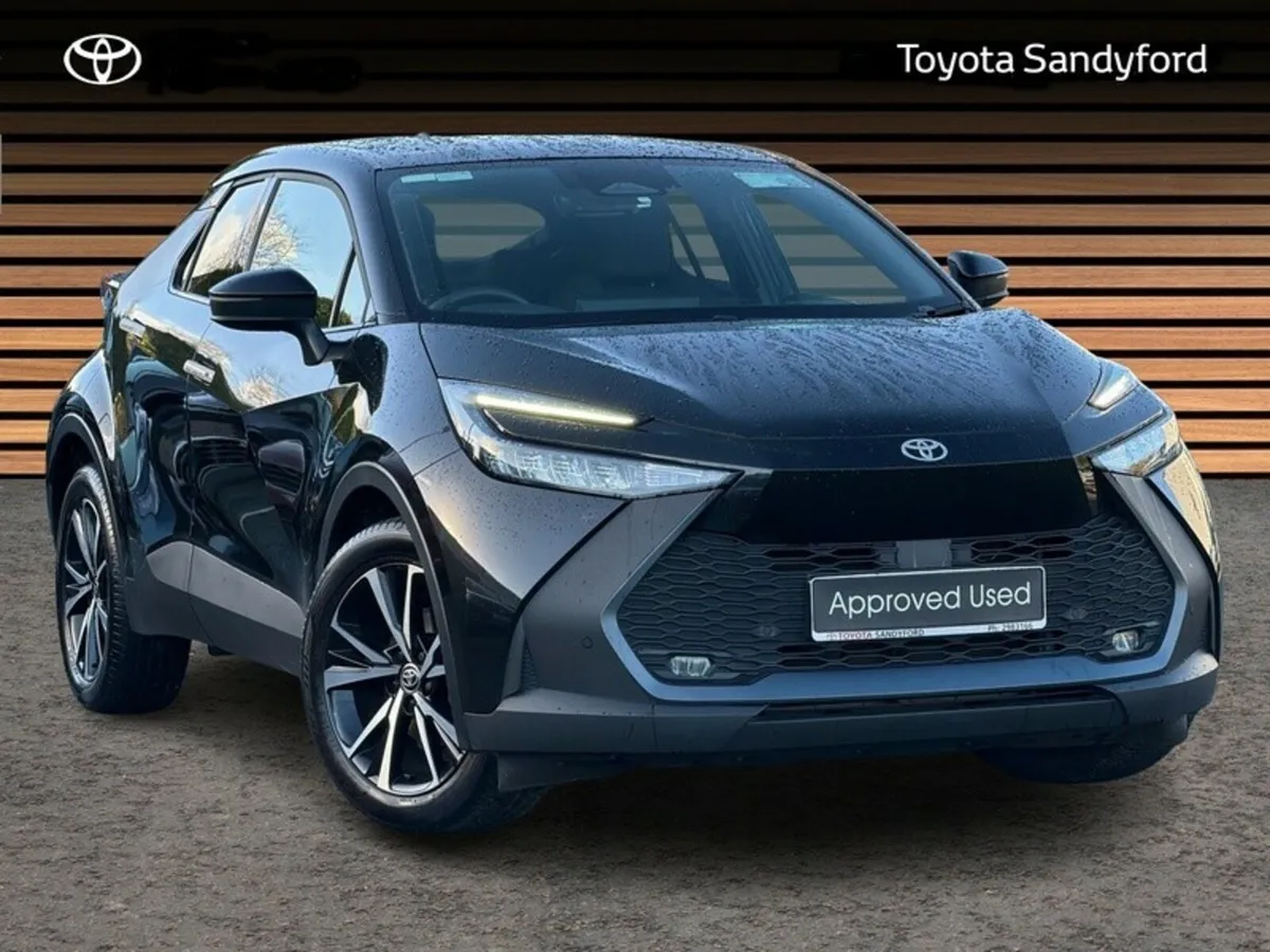 Toyota C-HR HYBRID SPORT // HEATED SEATS // APPLE - Image 1