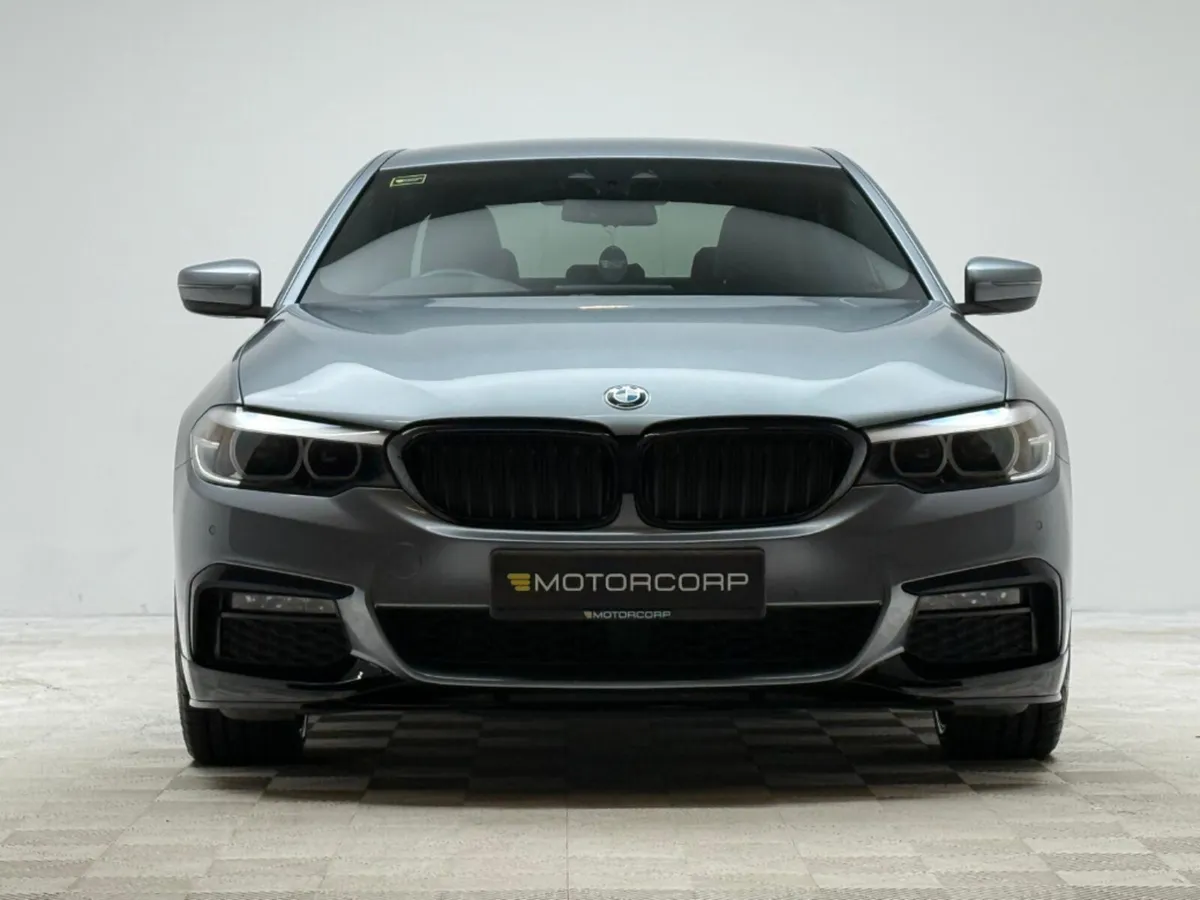 BMW 5-Series 530E M SPORT - Image 2