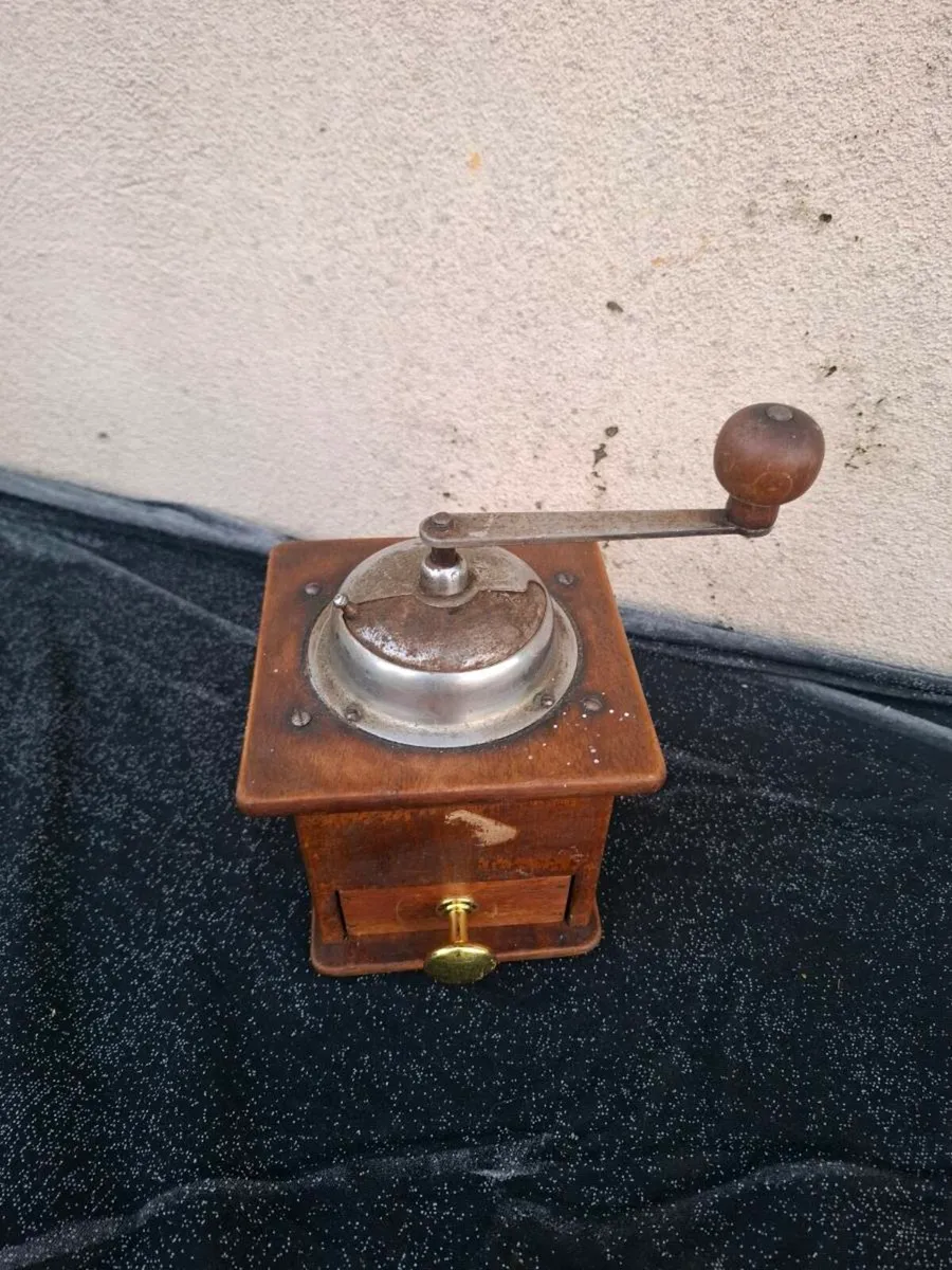 Old coffee grinder postage possible - Image 2