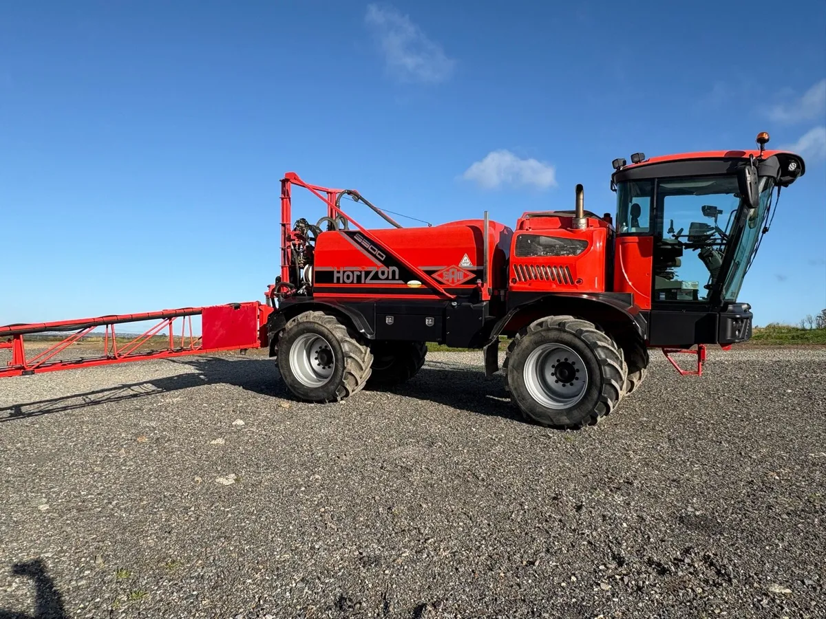 Sands self propelled sprayer - Image 1