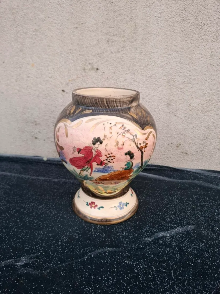 Decorative vase postage possible - Image 1
