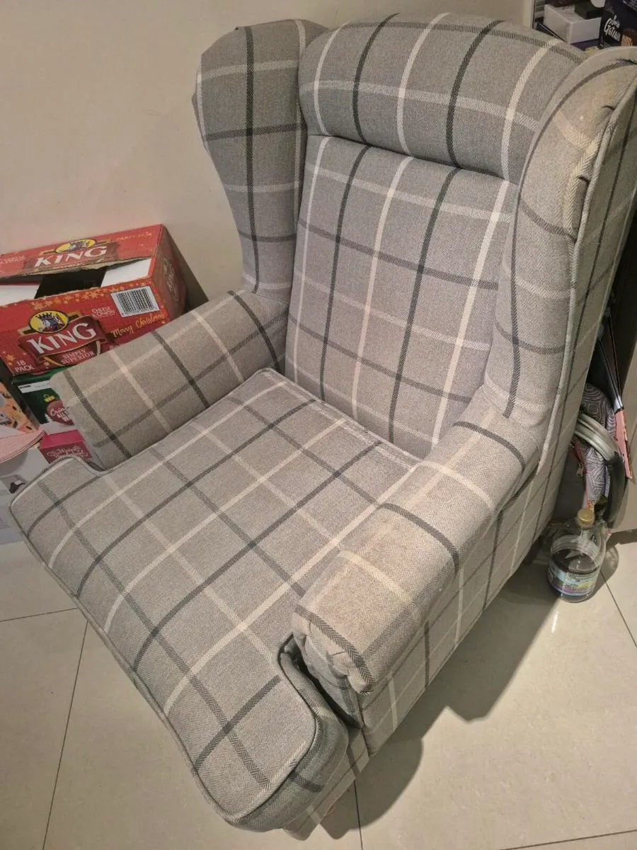 Accent Chair - Image 2