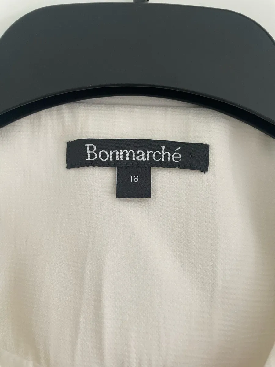 White jacket - Image 2