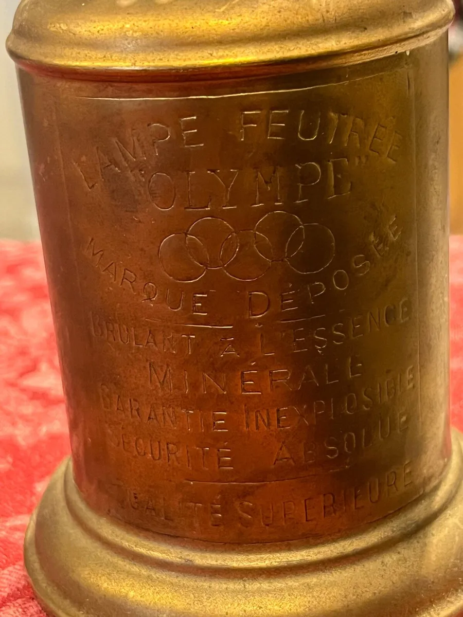 3 Vintage French Pigeon Oil Lamps - Image 4