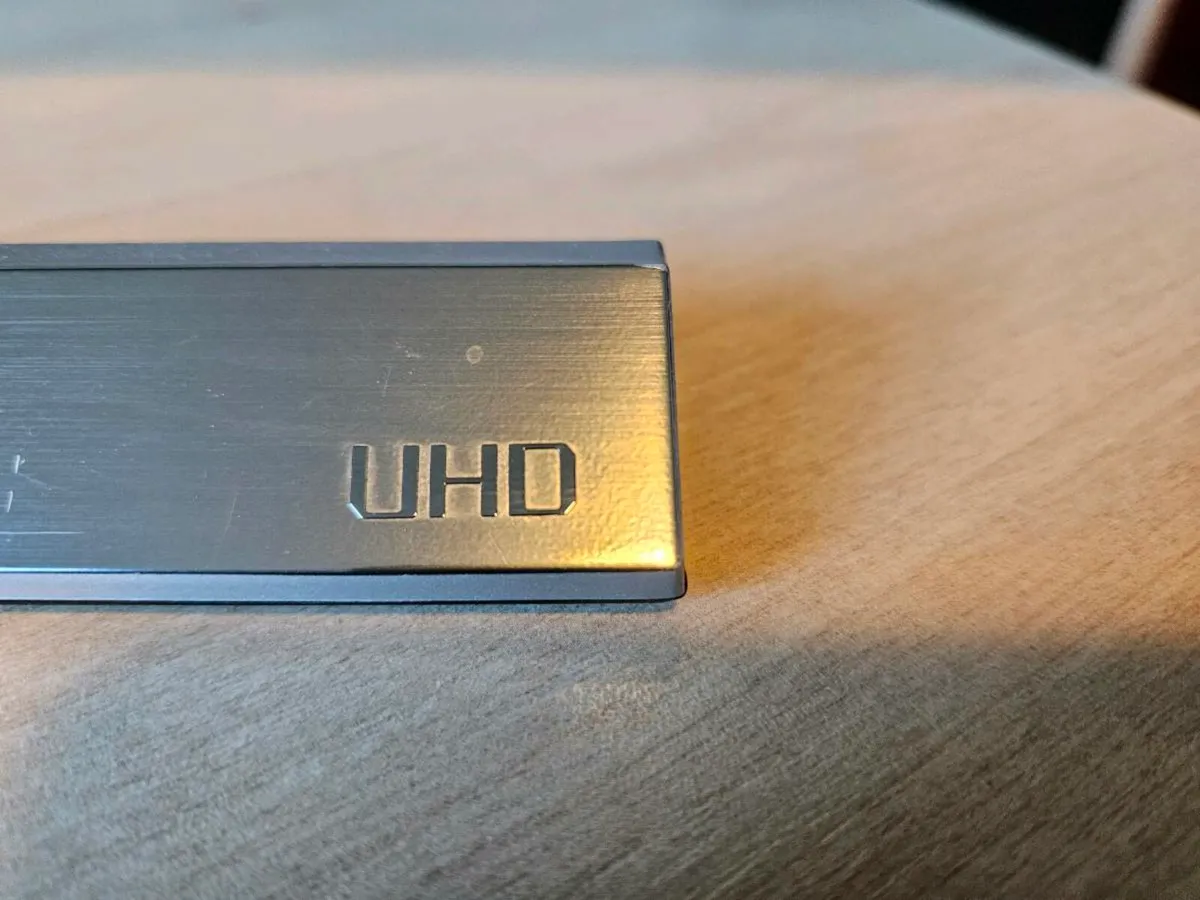 Samsung 18-inch 4K UHD Monitor - Image 3