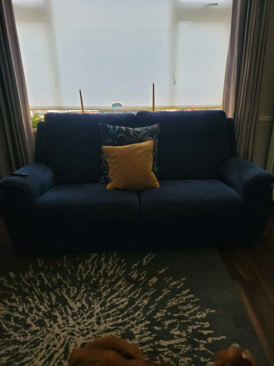 Sofa,s recliners - Image 2