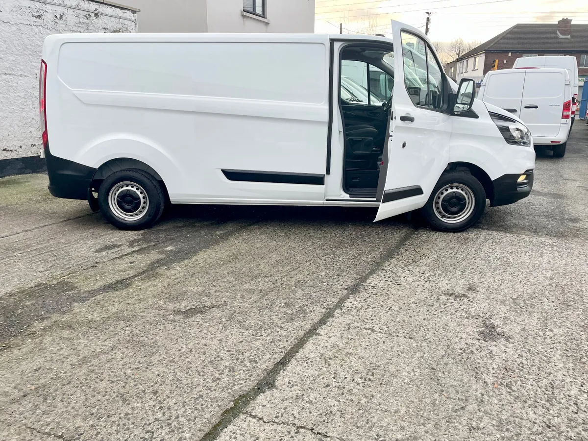 Ford Transit Custom 300L2 2.0TDCI 130PS LWB,2022 - Image 3