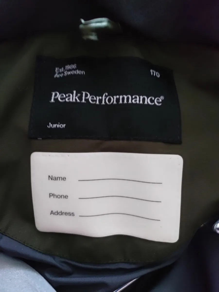 Peak Performance designer Ski jkt 170cm XXS New - Image 3