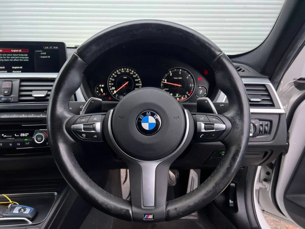 BMW 3-Series 320d M-SPORT COMPETITION // FULL SERV - Image 4