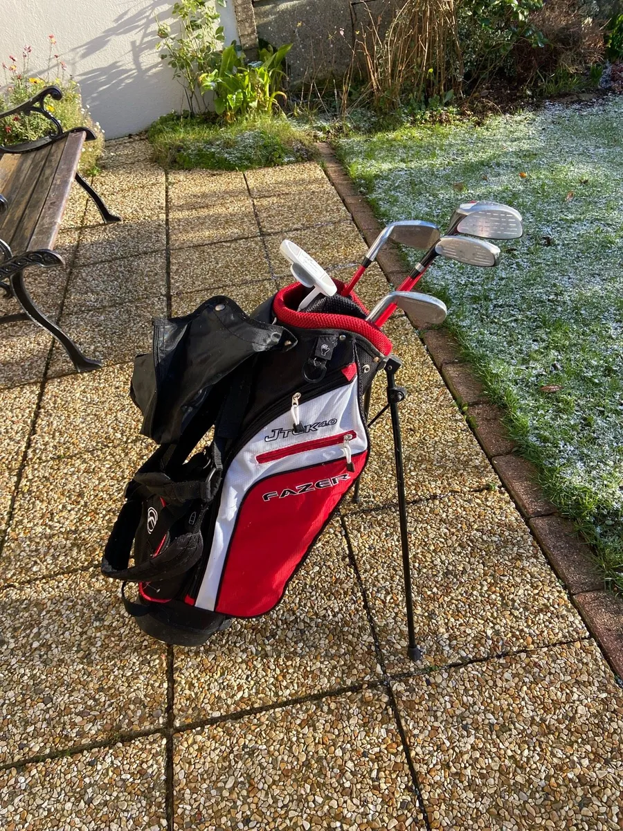 Junior. Golf. Clubs - Image 1