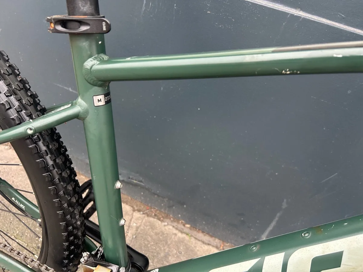 Giant Talon bike ❗️Open 7 days of the week ❗️ - Image 3