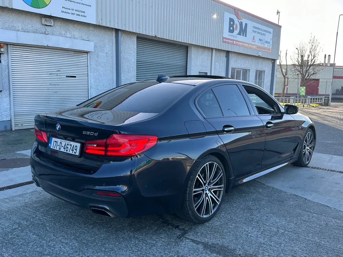 BMW 5-Series 2017 530D X Drive - Image 3