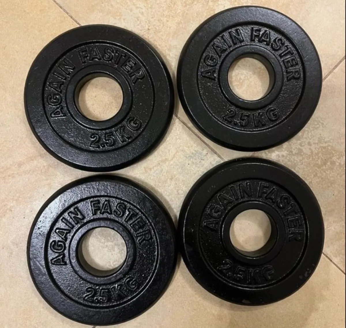 4x2.5kg - 4x1.25kg Olympic weight plates - Image 1