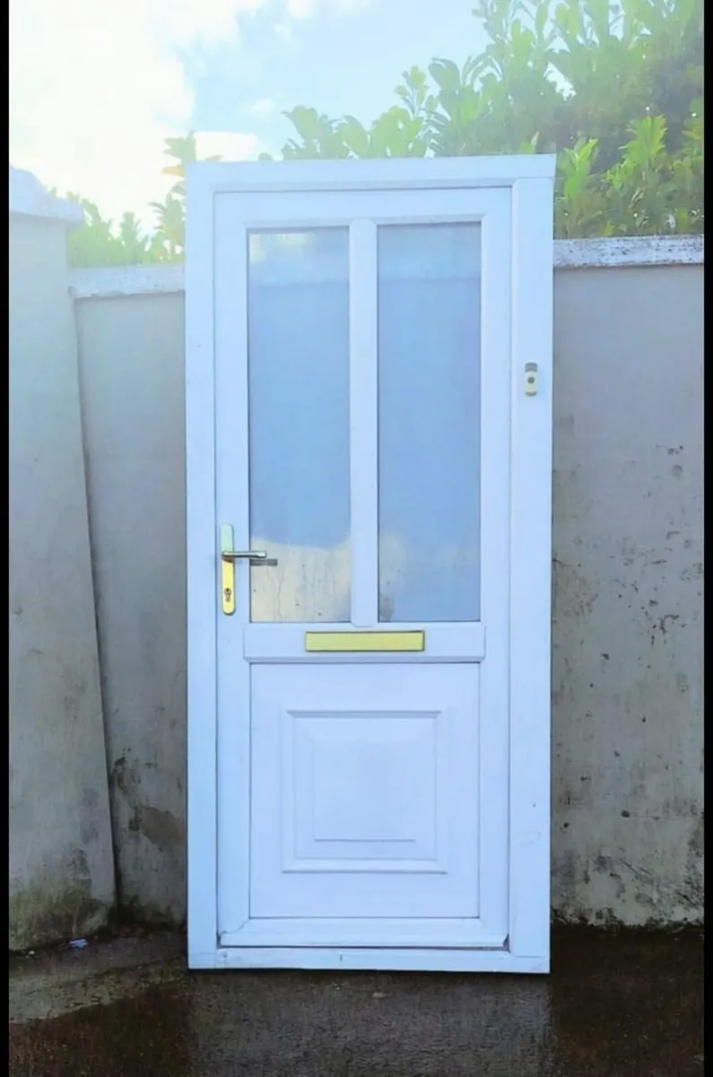 🏠 HIGH QUALITY DOOR AVAILABLE 🏠 - Image 1