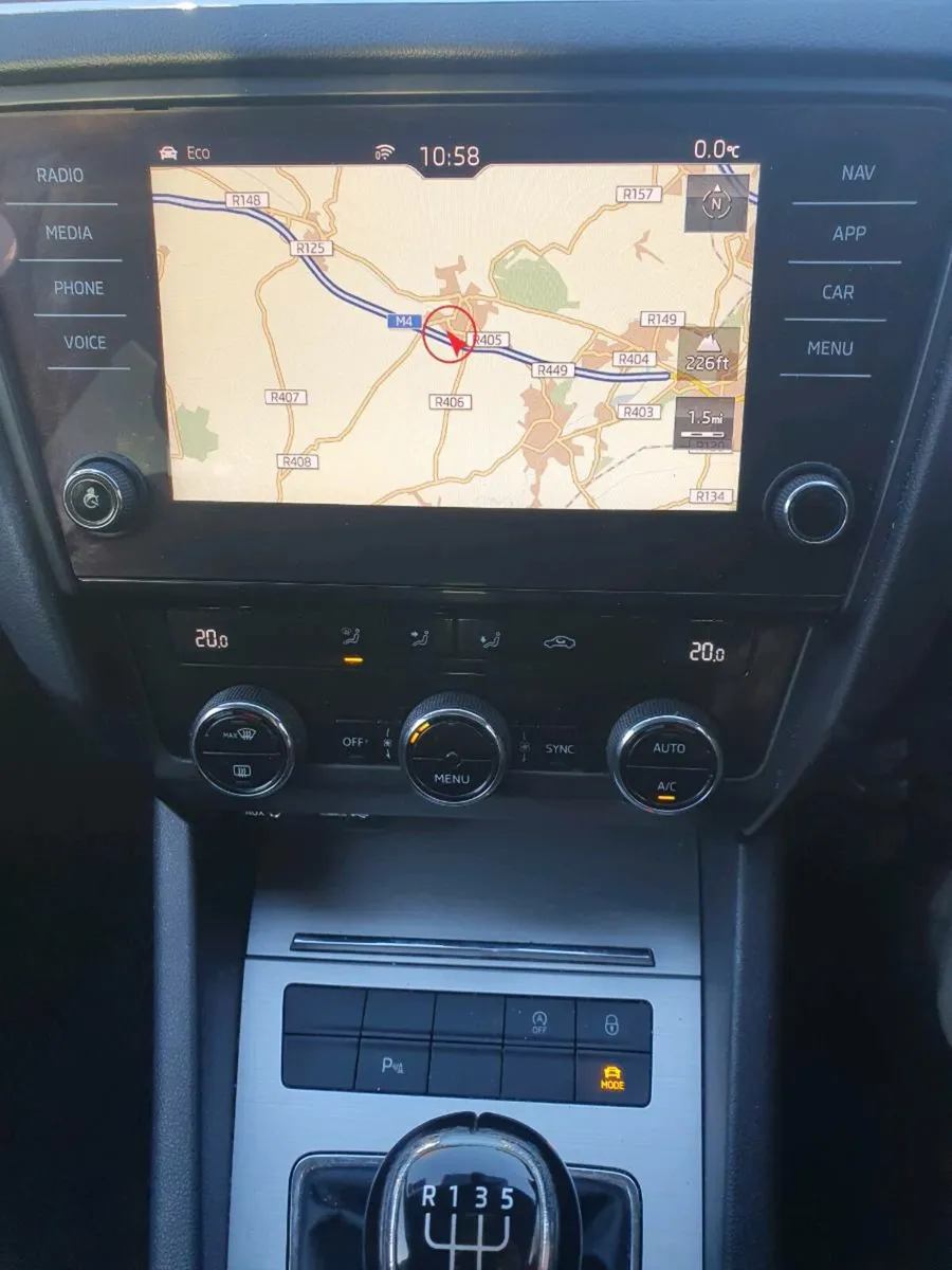 172 Skoda Octiva Estate 1.6 TDI. Priced to sell - Image 3